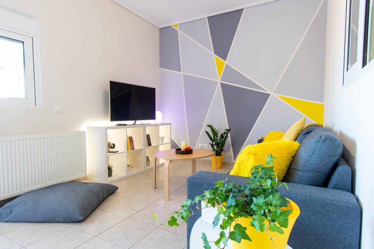 Yelayellow House Near To Airport, Rafina Port And Metropolitan Expo Artemida  Exterior photo